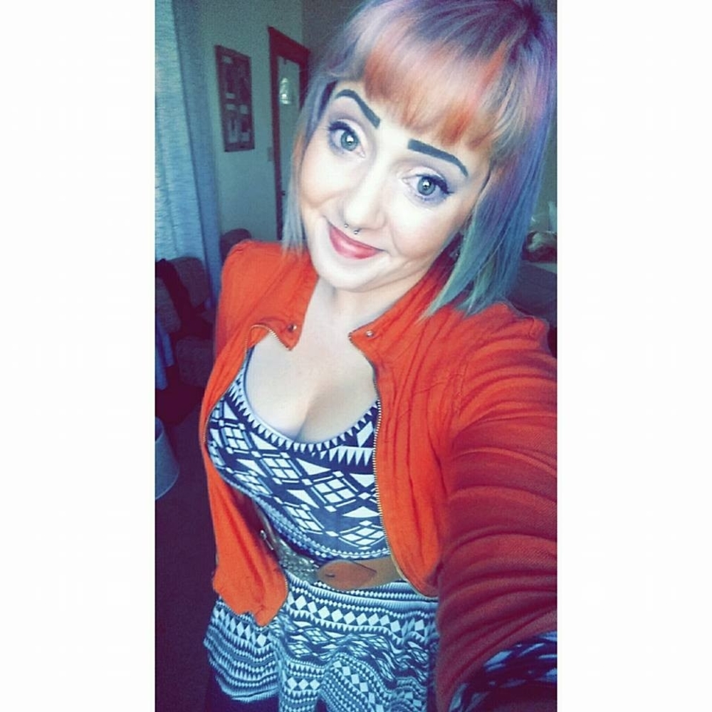 Meet your Posher, Leah